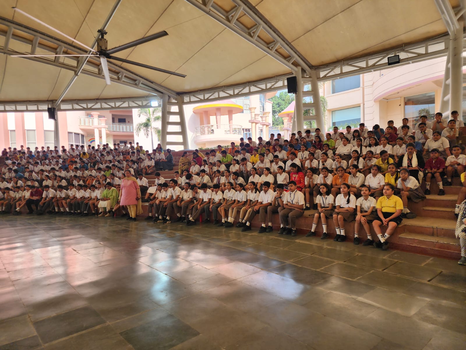 Gearing Up for Tomorrow: Robotics Orientation Ignites Young Minds